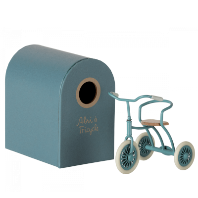 Triciclo azul para ratones Maileg con su caja a modo de garaje